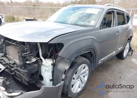2021 Volkswagen Atlas 3.6L V6 Sel z USA, uszkodzony, nr VIN 1V2ER2CA2MC545261